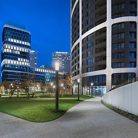 Beautiful 1 - Bedroom In Downtown Apartment Bratislava